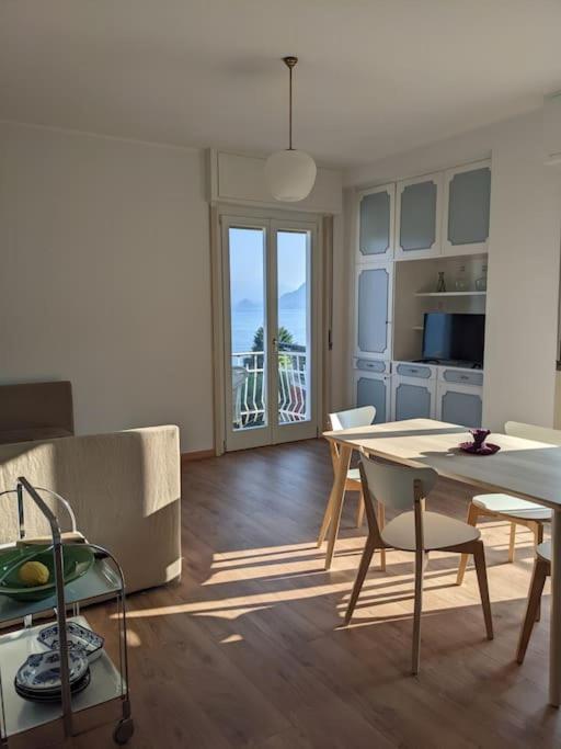 Breathtaking Lake View In The Heart Of Stresa Esterno foto