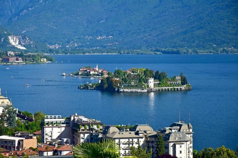 Breathtaking Lake View In The Heart Of Stresa Esterno foto